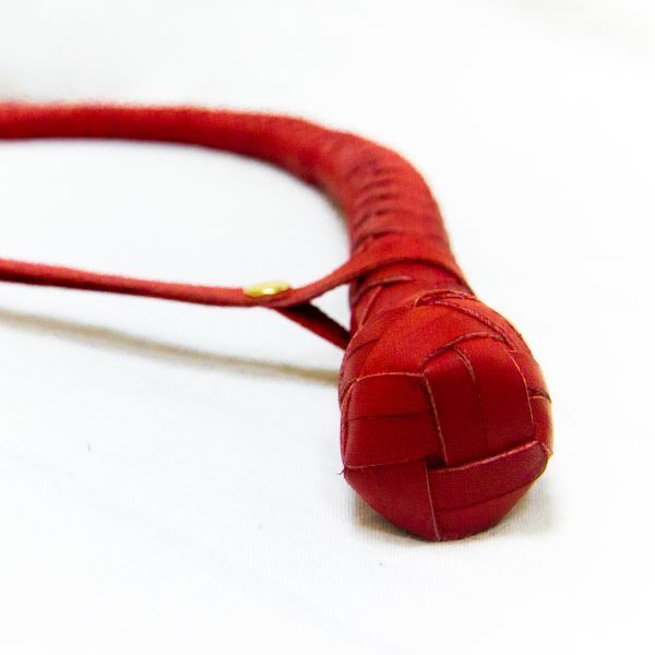 Плеть Viper Strike, Red