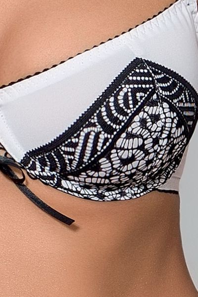 Комплект белья SUELO SET white L/XL - Passion Exclusive: лиф, стринги, пояс для чулок