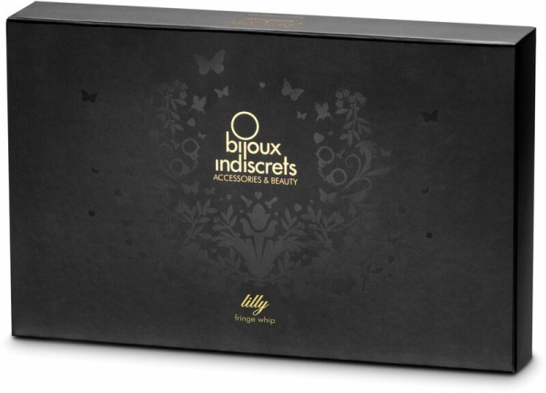 Плеть Bijoux Indiscrets - Lilly - Fringe whip украшена шнуром и бантиком, в подарочной упаковке
