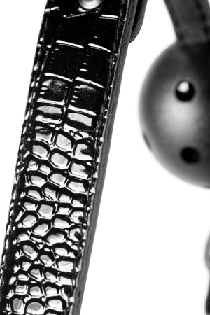Кляп 4,7 см BLAZE LUXURY BALL GAG CROCO BLACK || 