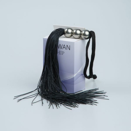 F61431 Плетка из силикона ручка 3 шарика FLOGGER BLACK METAL || 